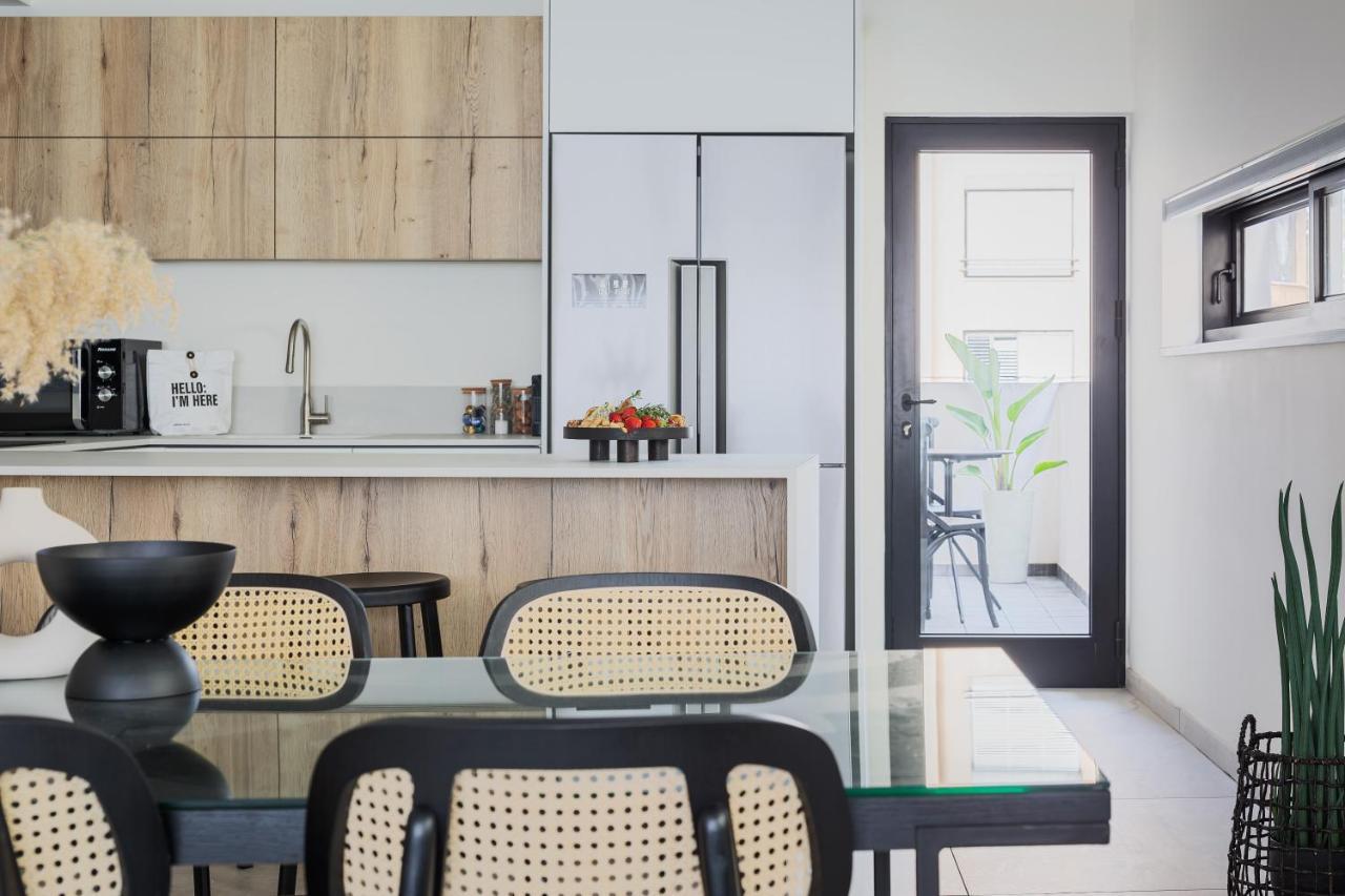 Mr. Louis - By Tlv2Go Apartment Tel Aviv Exterior photo