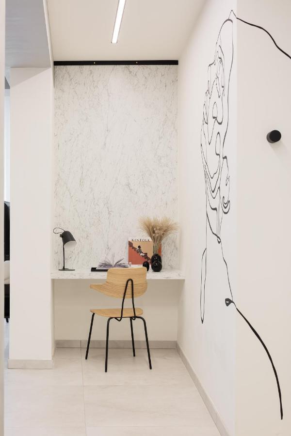 Mr. Louis - By Tlv2Go Apartment Tel Aviv Exterior photo