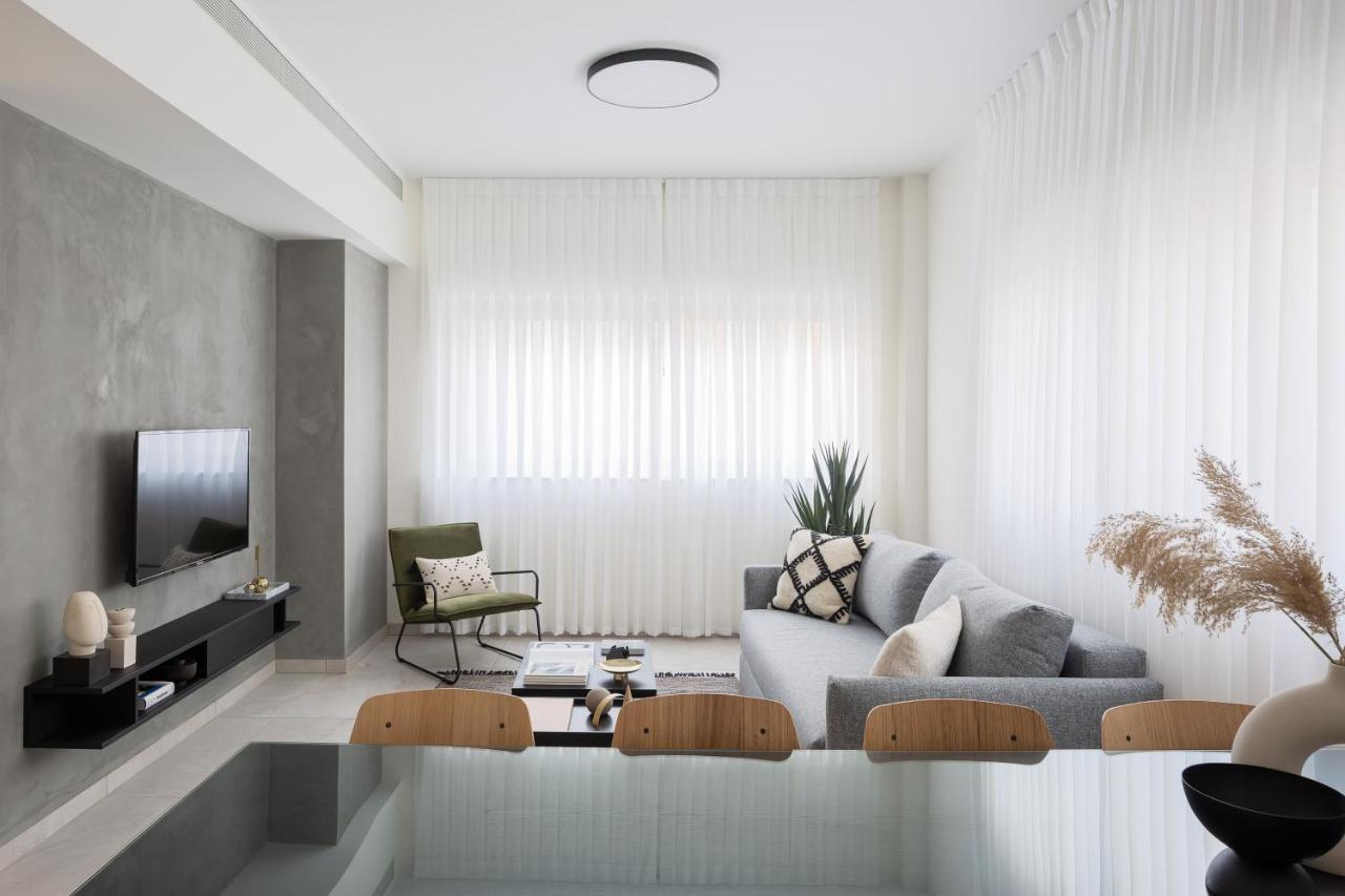 Mr. Louis - By Tlv2Go Apartment Tel Aviv Exterior photo